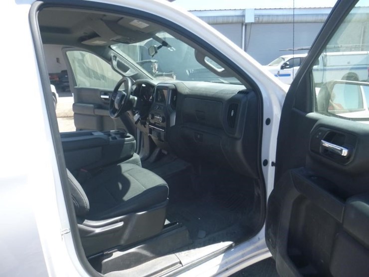 2019-chevrolet-1500-image-6