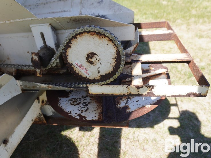 simonsen-smc-2064-fertilizer-spreader-image-15
