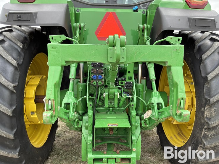 2023-john-deere-8r-230-image-19