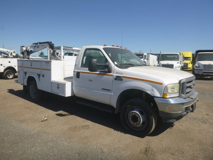 2002-ford-f550-image-2