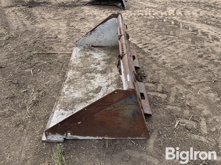67”-skid-steer-bucket-image-8