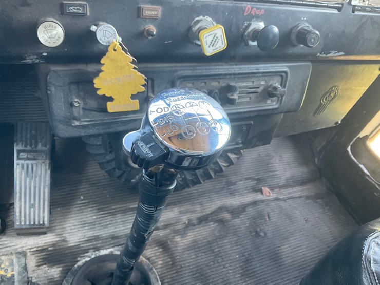 kenworth-w900a-image-17