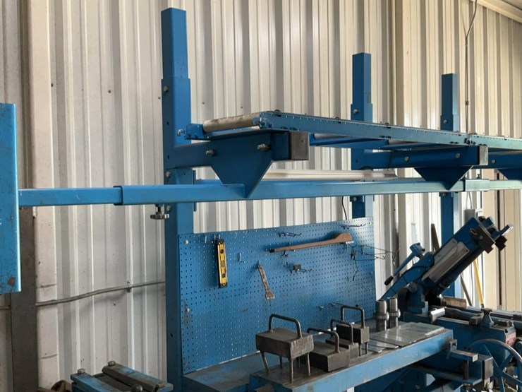 #185-•-armstrong-leveling-bench---dunaway-timber-image-12