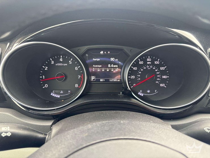 2015-kia-sedona-image-15