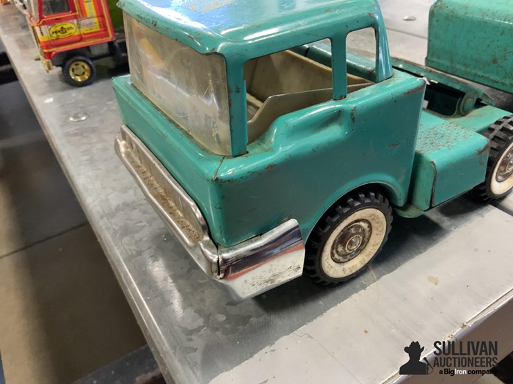 structo-auto-haul-toy-truck-and-trailer-image-10