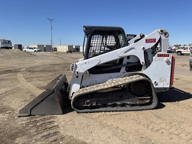 2019-bobcat-t770-image-5