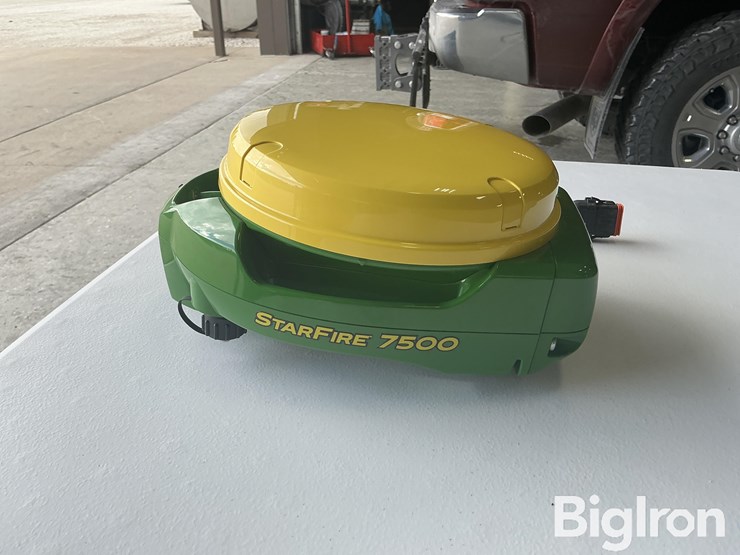 2024-john-deere-7500-image-8