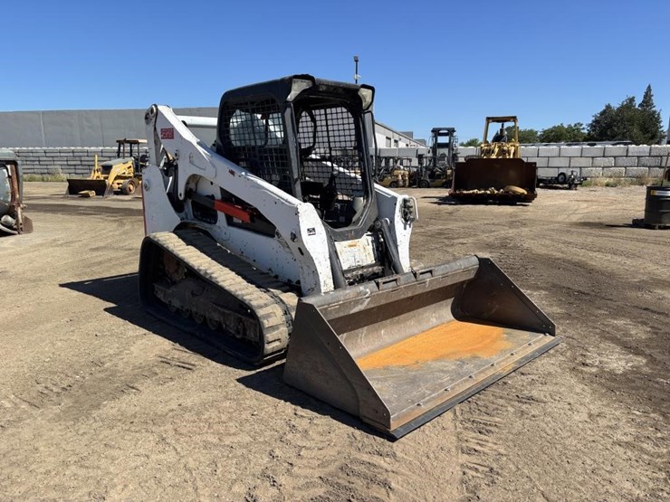 2019-bobcat-t770-image-2