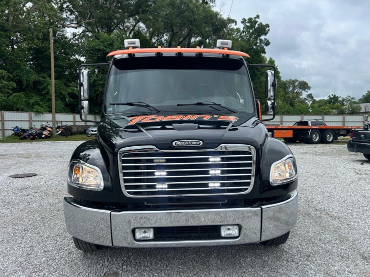 #149-•-2024-freightliner-m2-rollback-image-9