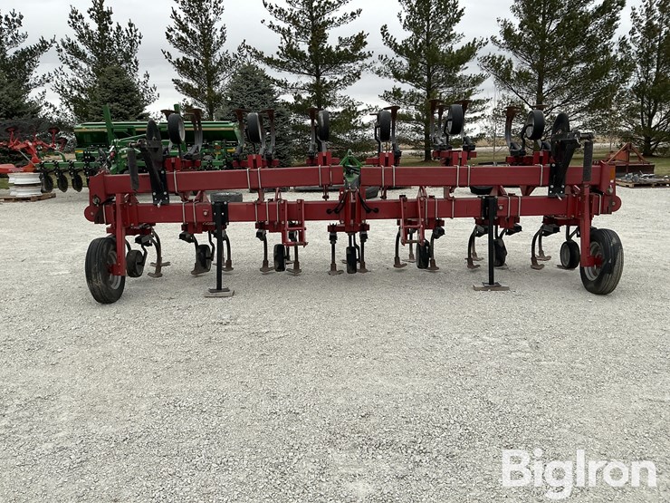 case-ih-183-image-2