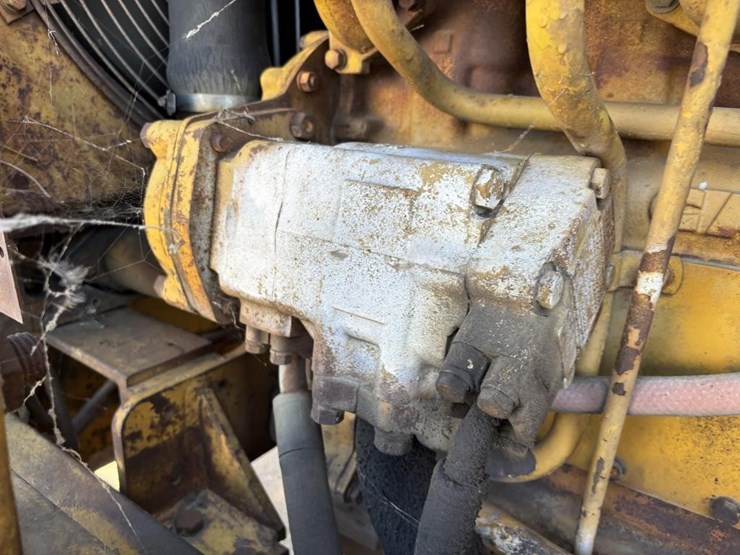 caterpillar-14e-image-74