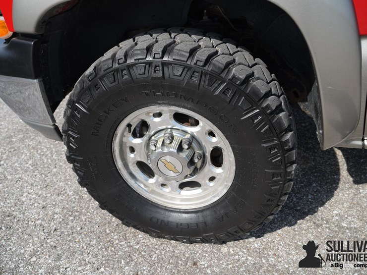 2000-chevrolet-silverado-2500-image-17
