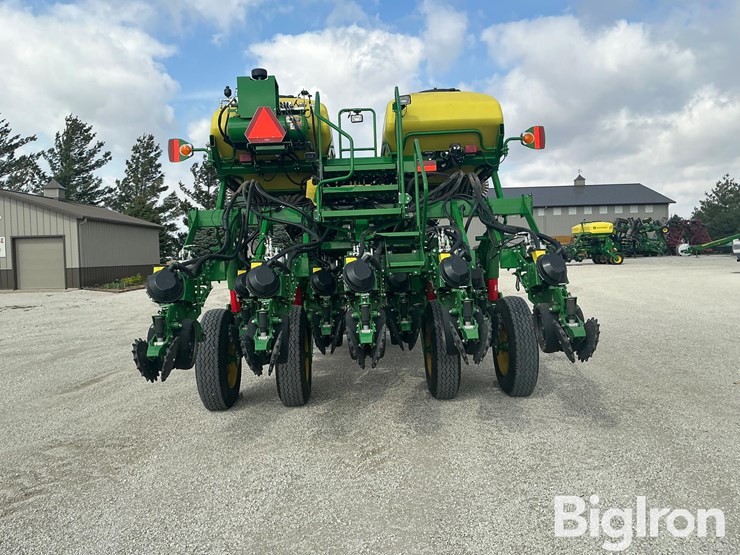 2018-john-deere-1795-image-6
