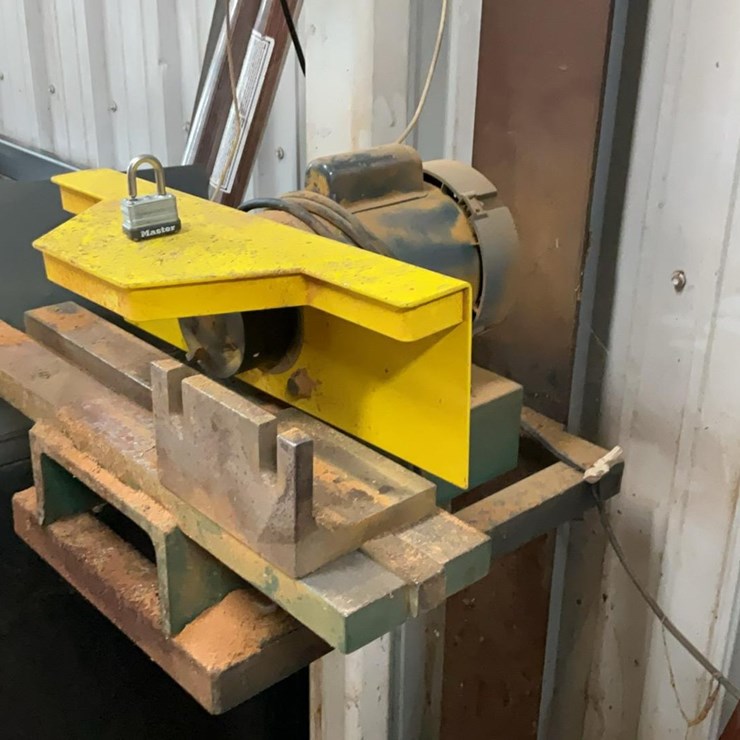 #187 • Guide Dressing Machine and Parts - Dunaway Timber