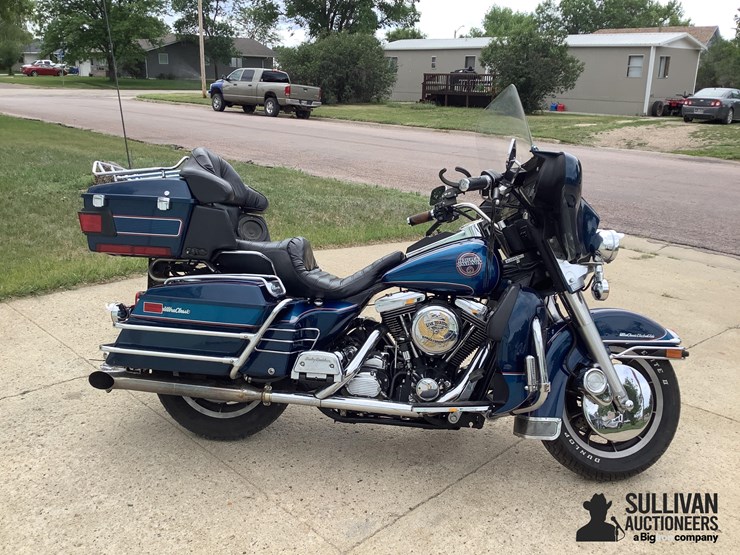 1992-harley-davidson-ultra-classic-electra-glide-motorcycle-image-4