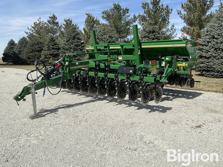 2019-great-plains-chp-15-no-till-drill-w/harrow-image-1