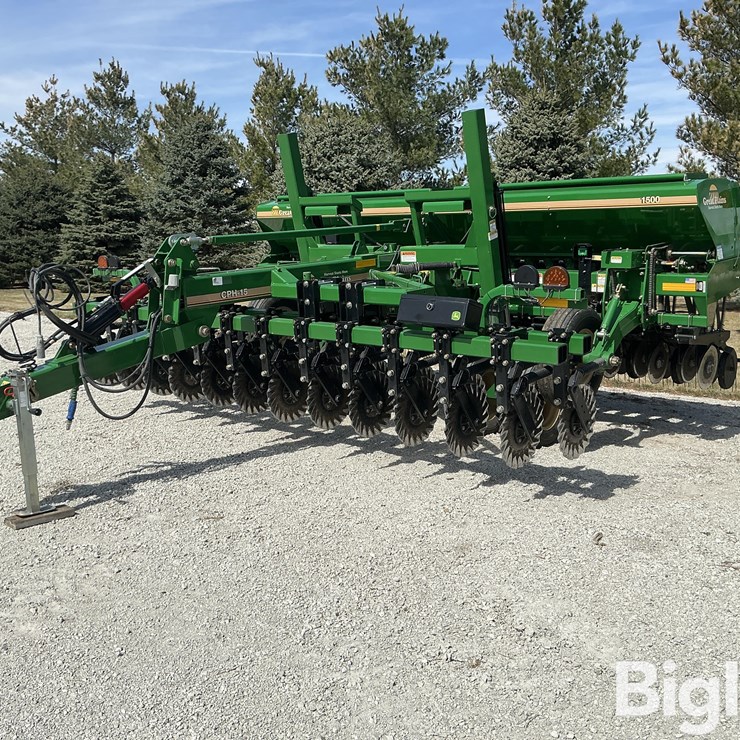 2019 Great Plains CHP 15 No Till Drill W/Harrow