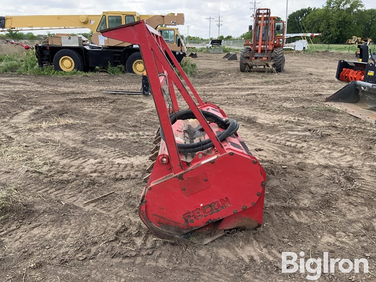 fecon-hydraulic-forehead-mulcher-skid-steer-attachment-image-8