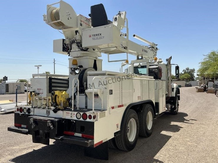 2009-international-workstar-7600-image-5