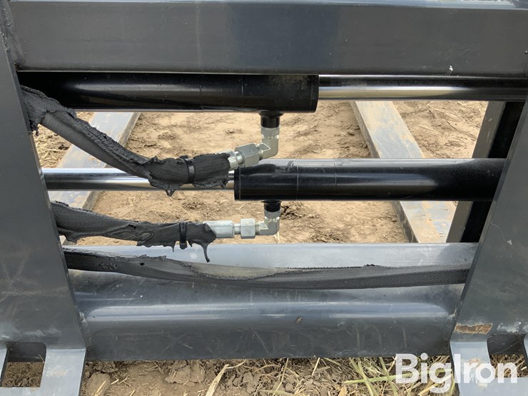 2023-wolverine-pfa-11-3300g-hydraulic-fork-skid-steer-attachment-image-17