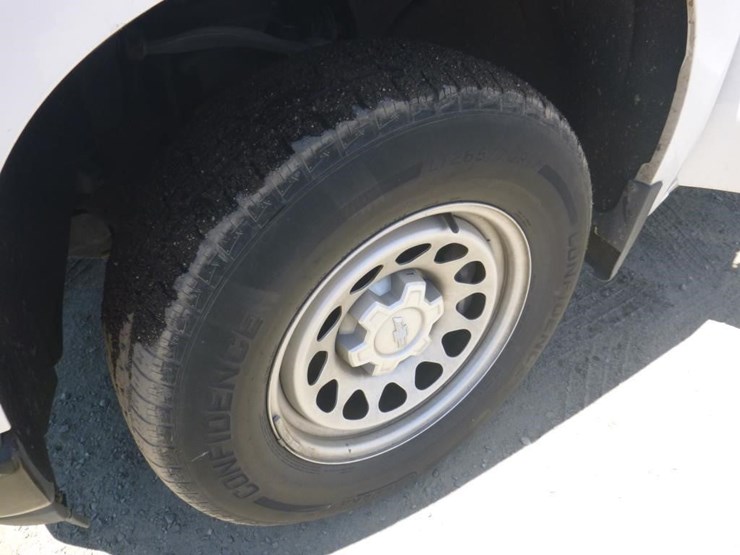 2019-chevrolet-1500-image-12