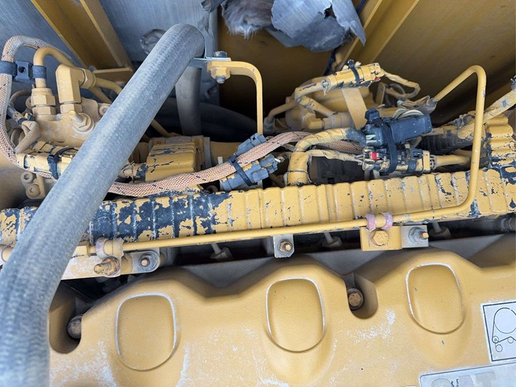 2014-caterpillar-336e-image-50