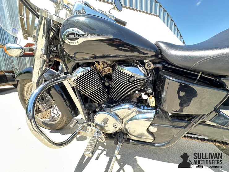 2002-honda-shadow-american-classic-edition-motorcycle-image-9