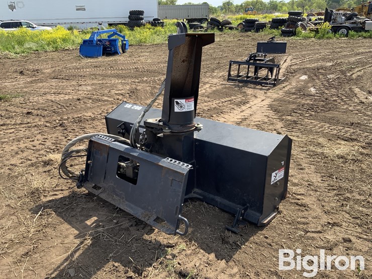 2010-bobcat-sb200-skid-steer-snow-blower-attachment-image-5