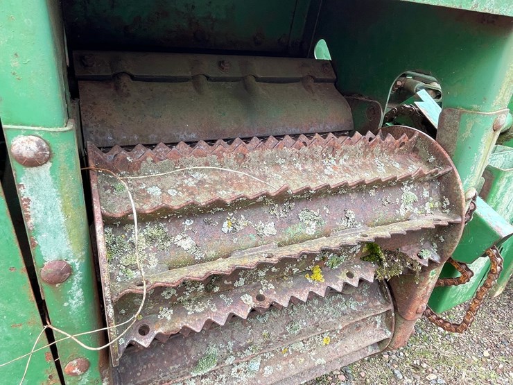john-deere-3940-image-40