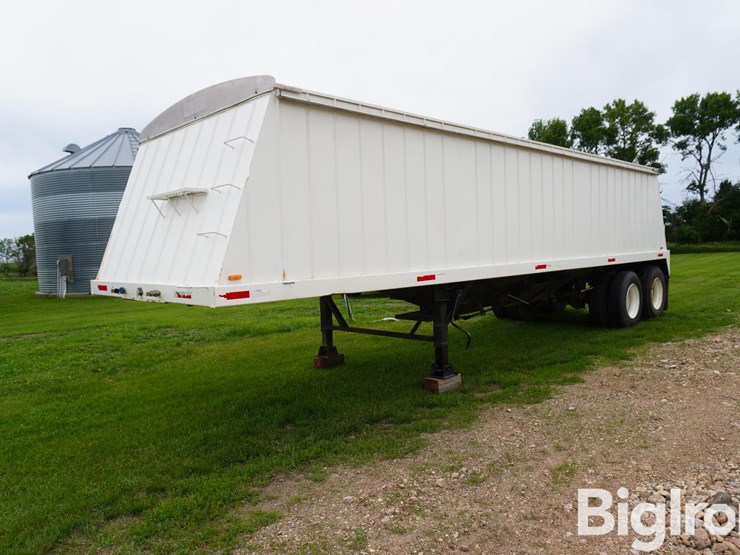 2001-tuff-lug-steel-hopper-32'-t/a-grain-trailer-image-1