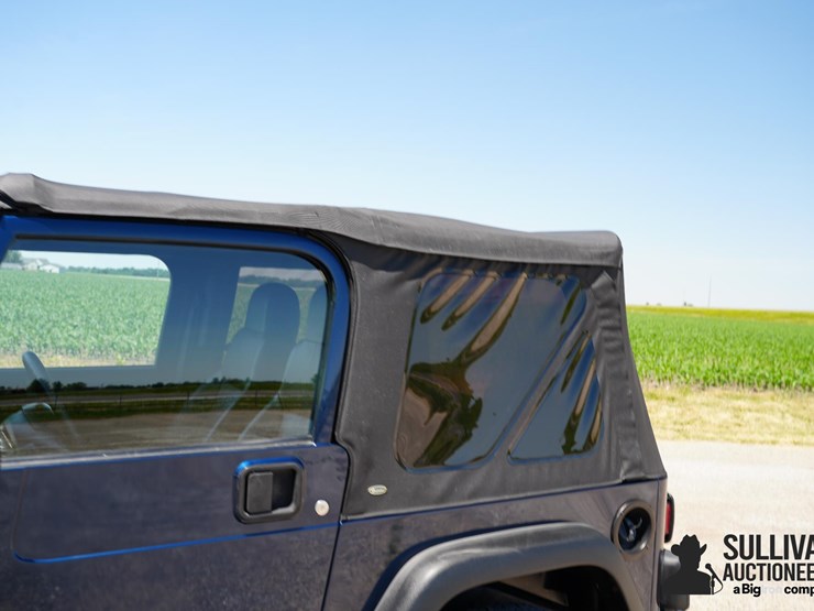2004-jeep-wrangler-image-19