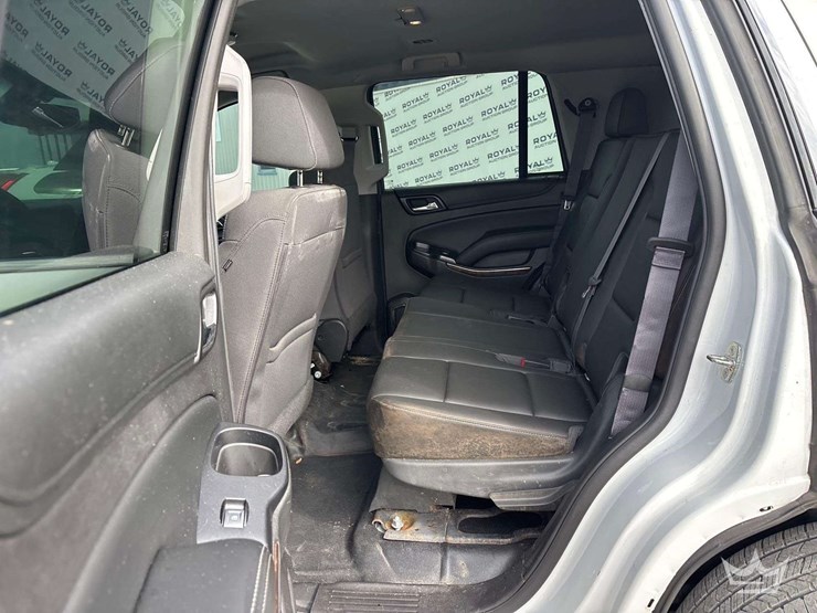 2019-chevrolet-tahoe-image-21