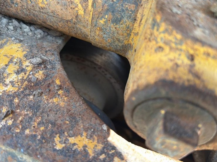 2012-john-deere-450-image-36