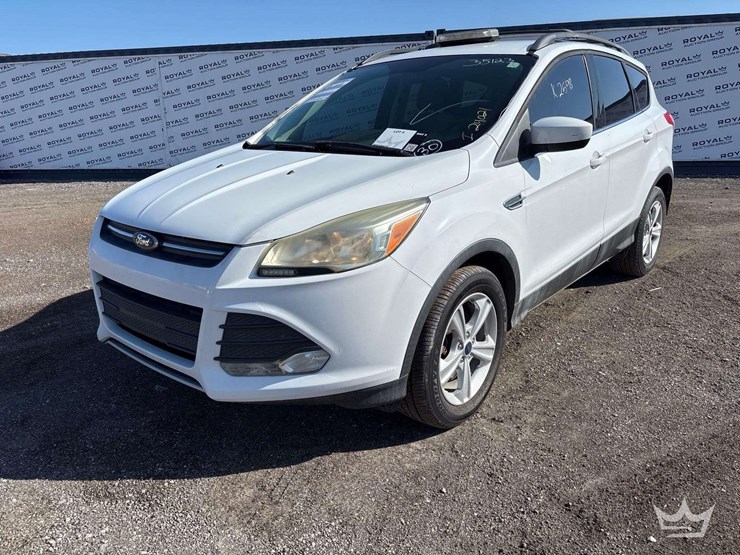2016-ford-escape-image-1