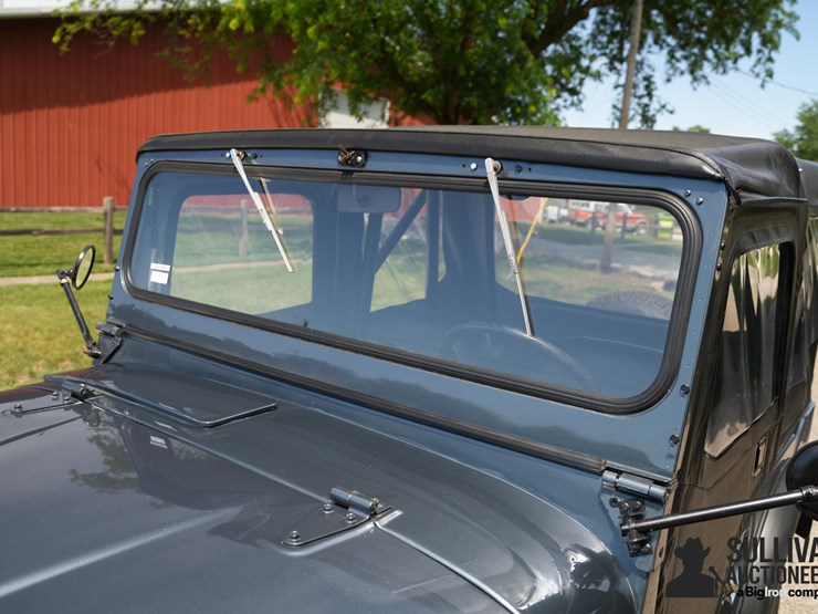 1961-jeep-willys-image-13