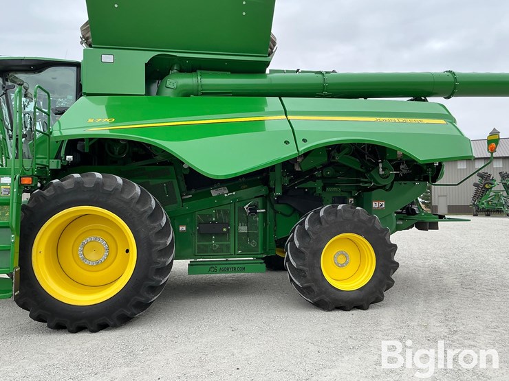 2020-john-deere-s770-image-15