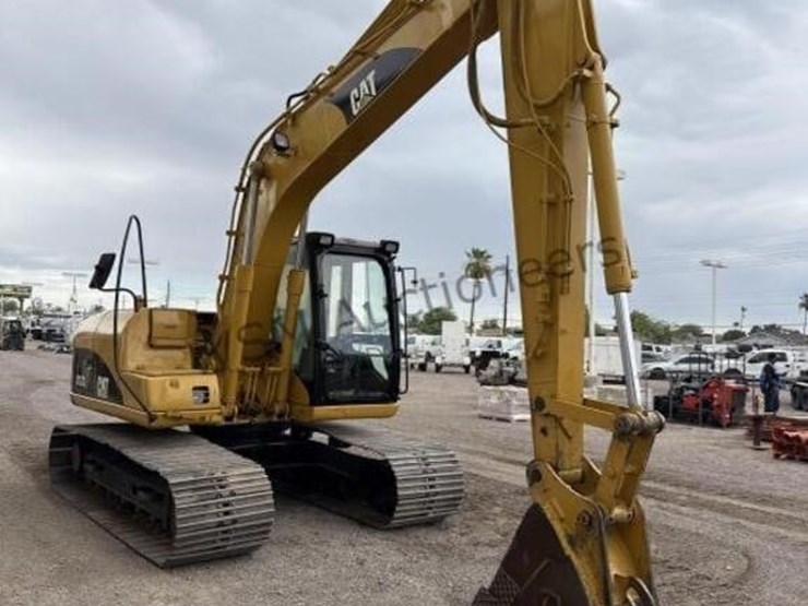 caterpillar-312c-image-4