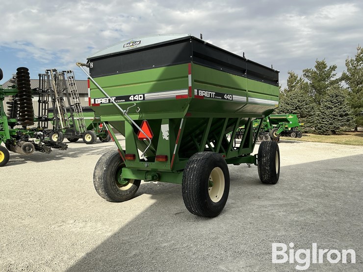 unverferth-brent-gt440-grain-wagon-image-5