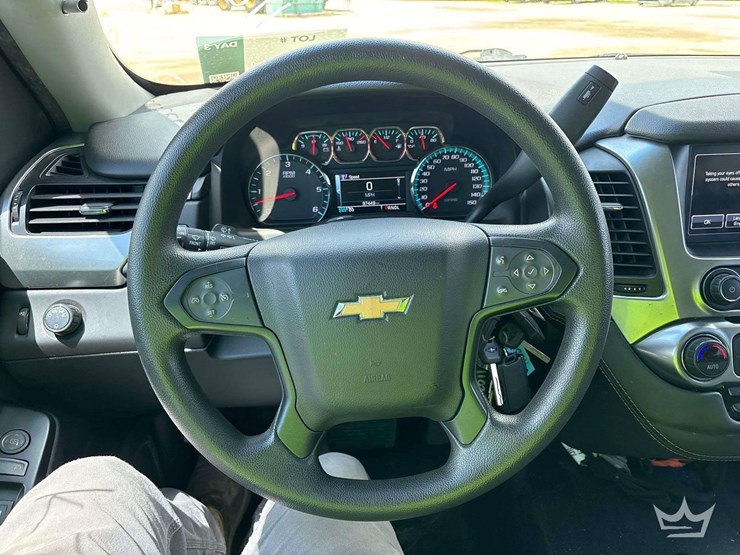 2019-chevrolet-tahoe-image-10