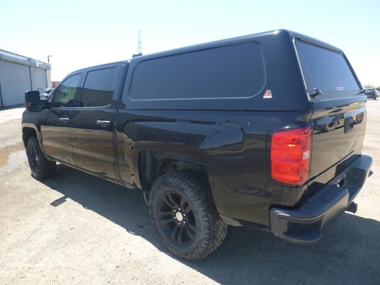 2017-chevrolet-1500-image-4