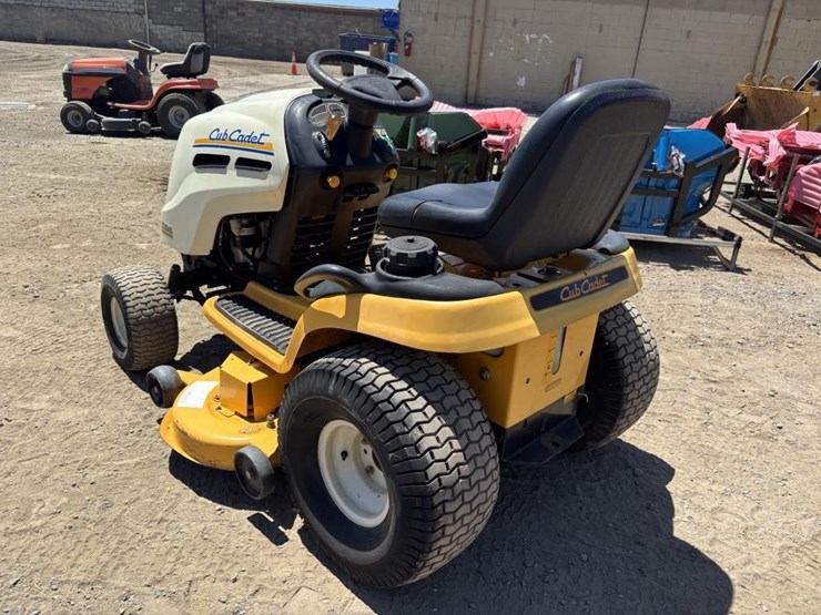 2007-cub-cadet-lt1045-image-4