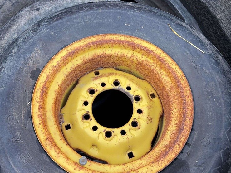 9.5l-14-w/-rim-qty.-1-and-18.4-38-spare-tires---no-rim-or-spacer-qty.-3-image-1