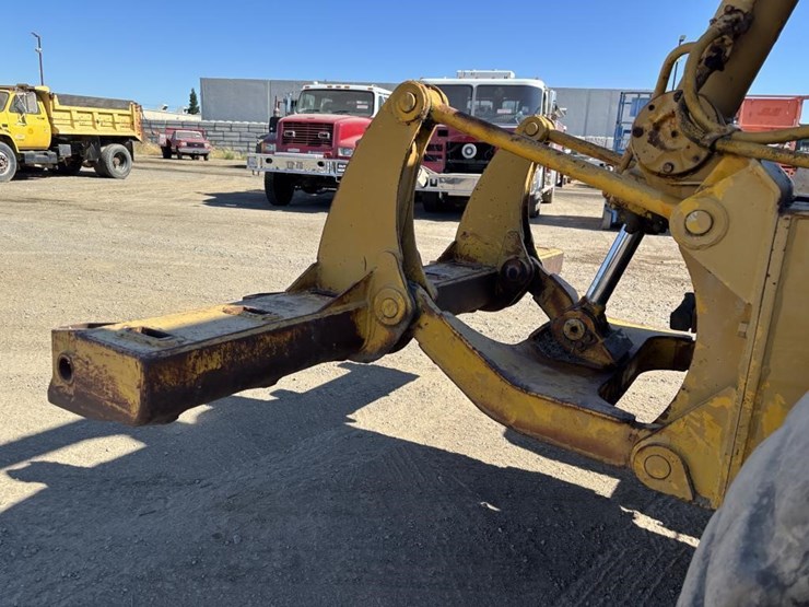 caterpillar-14e-image-28