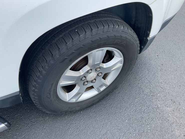 2016-gmc-acadia-image-10