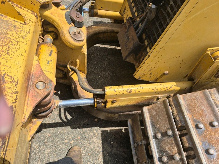 1998-deere-650g-image-13
