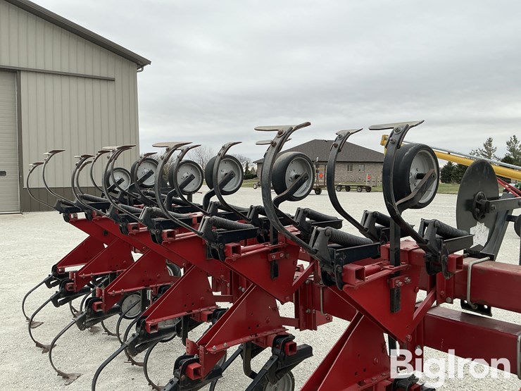 case-ih-183-image-18