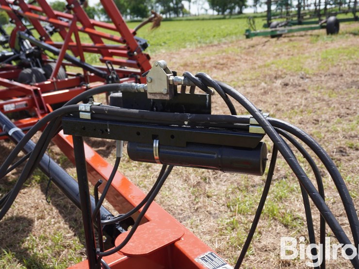 case-ih-200-image-11