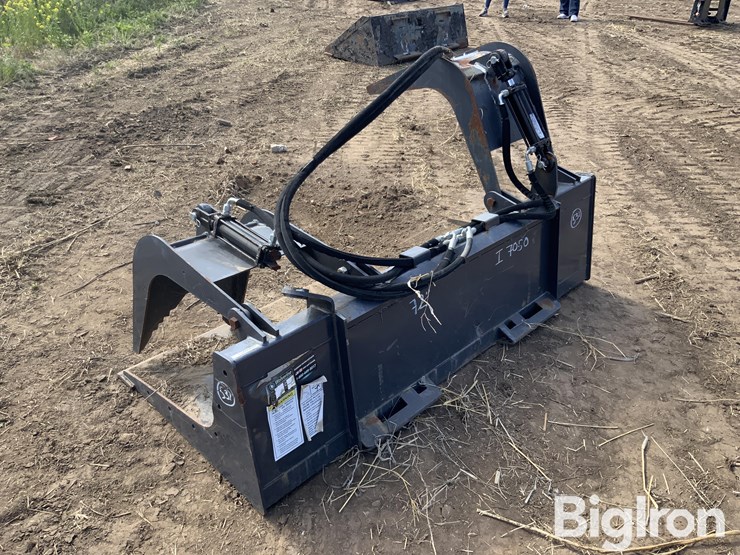 2023-wolverine-hydraulic-dual-grapple-attachment-image-7
