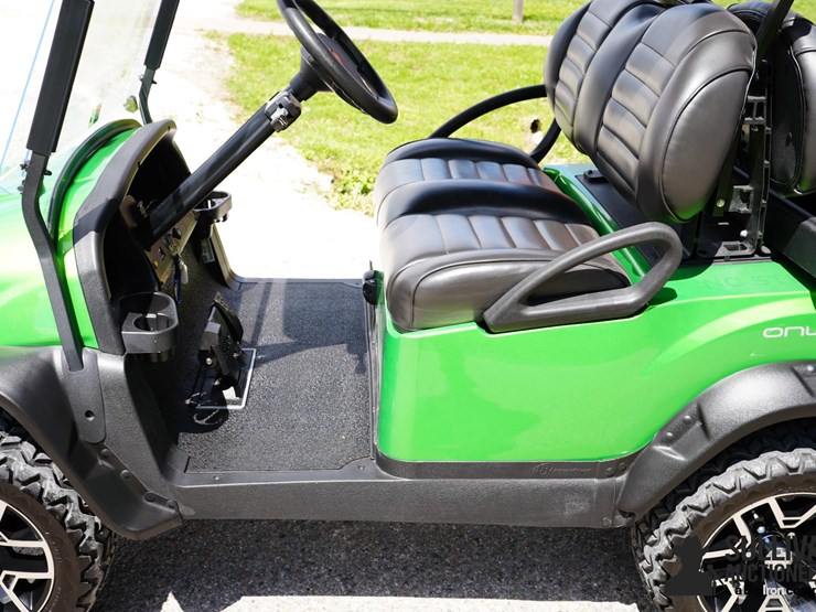 run-#23---2018-club-car-onward-golf-cart-image-16