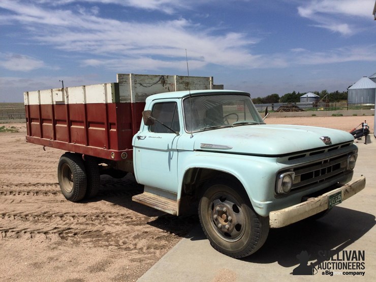 1961-ford-f600-image-3